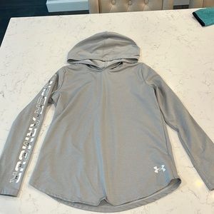 Under Armour midweight hooded shirt